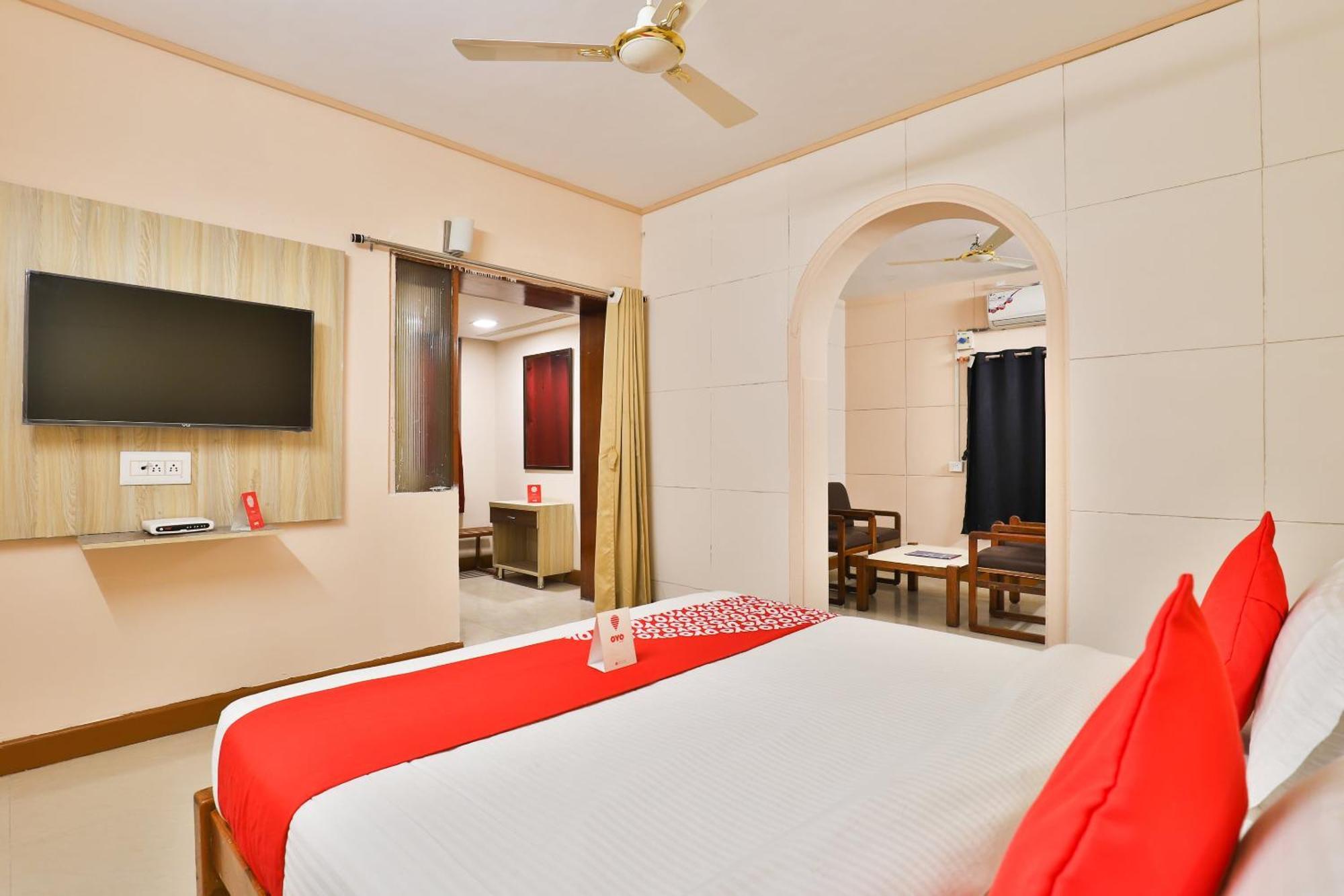 Hotel O Utsav Vadodara Exterior foto