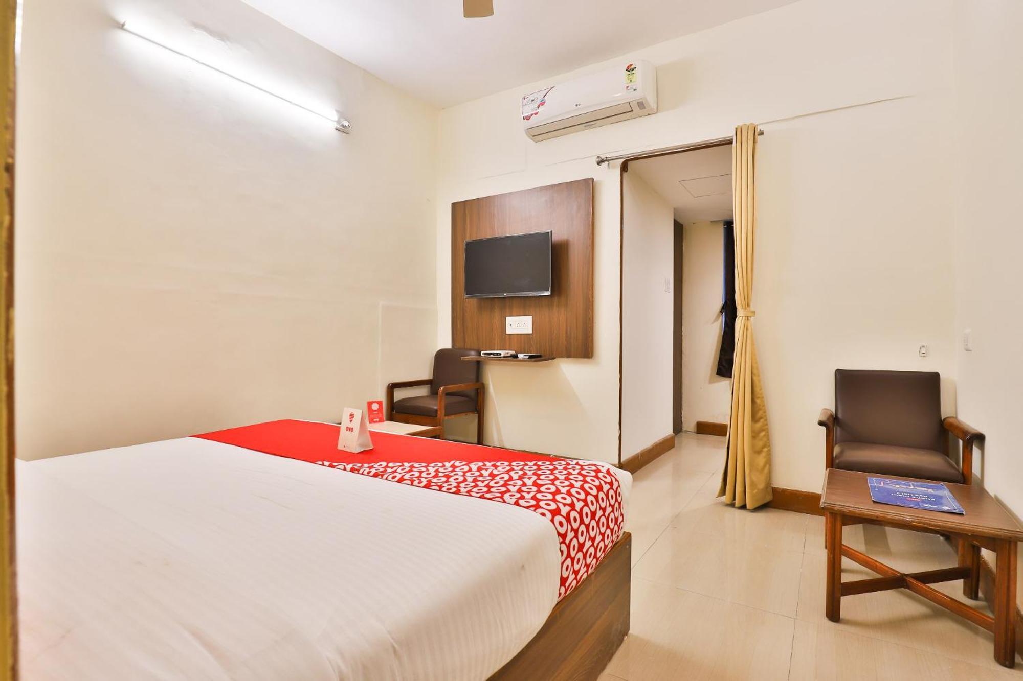 Hotel O Utsav Vadodara Exterior foto